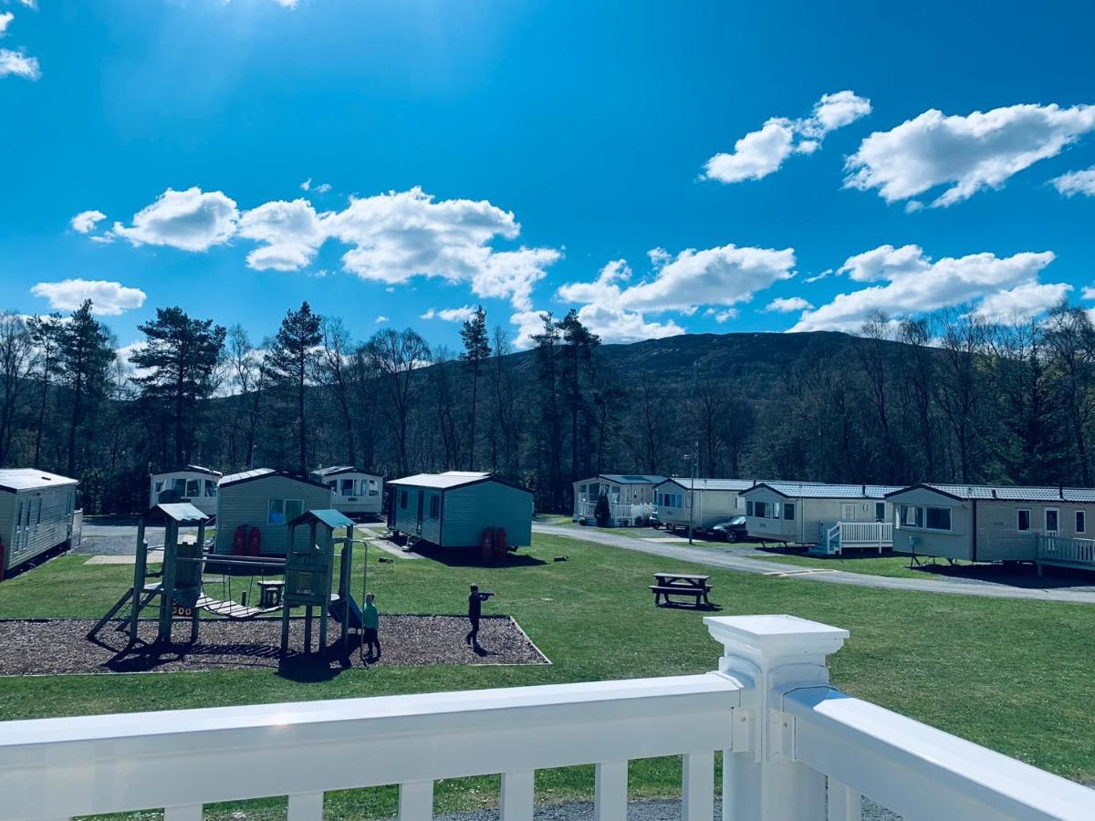 Tummel Valley Holiday Park Tummel Bridge Екстер'єр фото